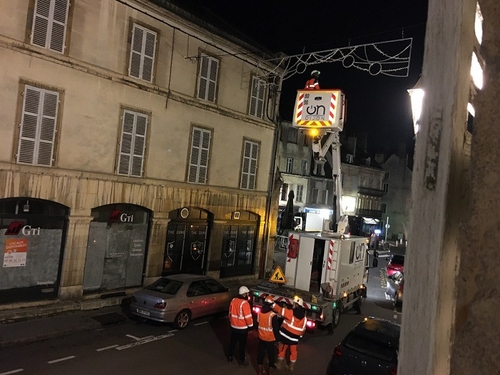 Les luminaires des décos de Noël ont été retirés à Dijon 
